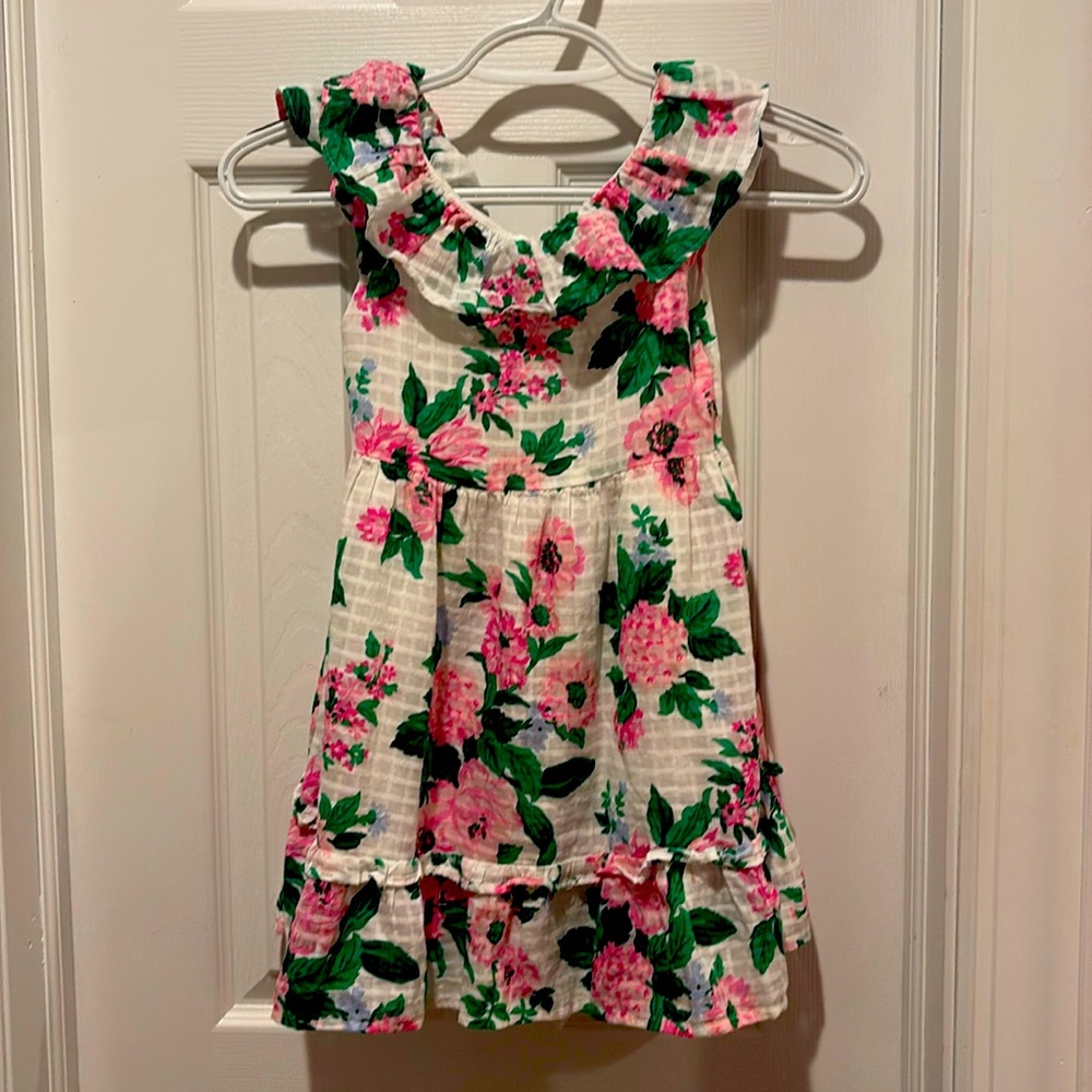 Gorgeous spring dress